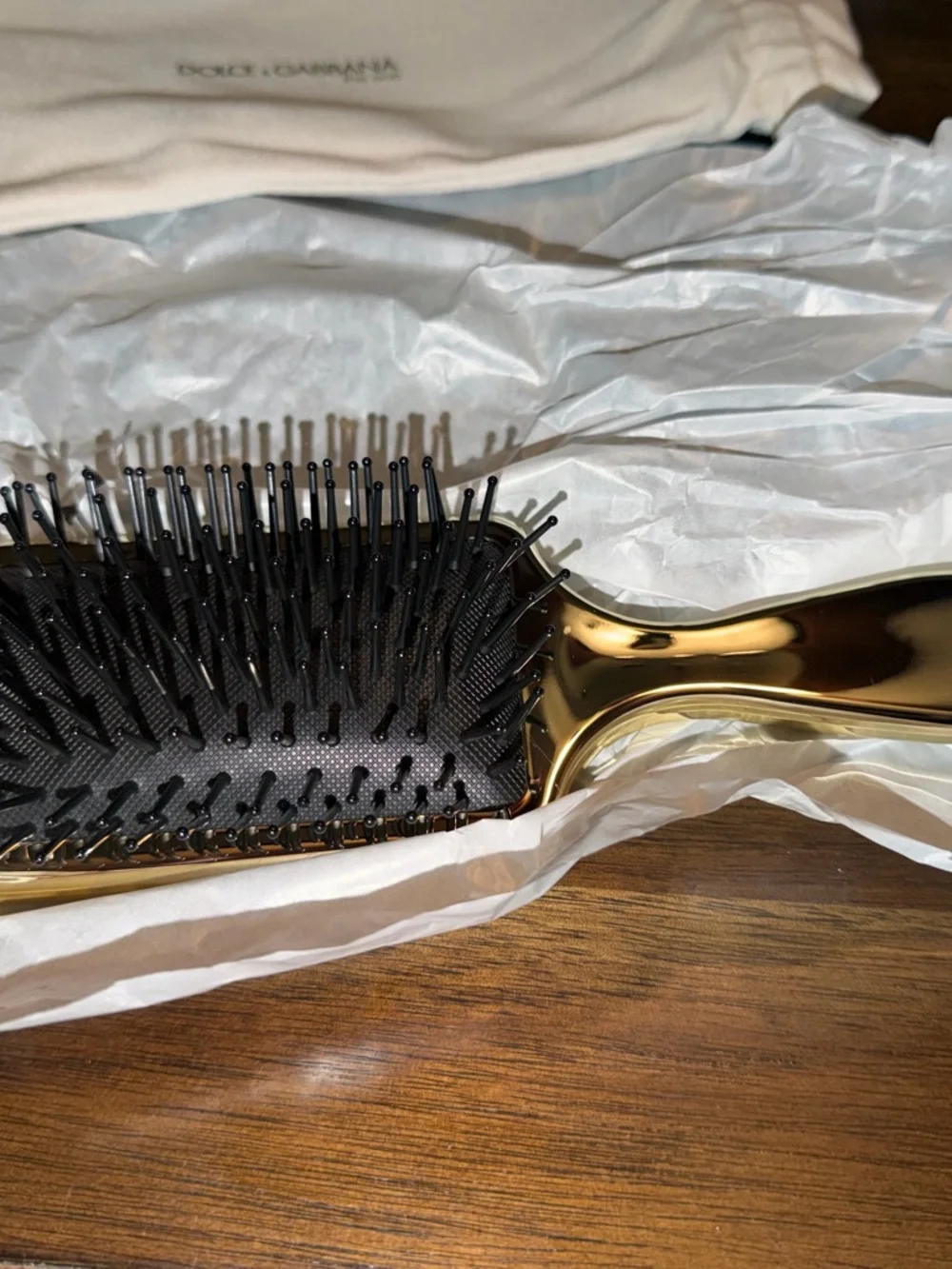 💛🆕 Dolce & Gabbana Gold Paddle Brush Hairbrush with Pouch - Picture 5 of 10